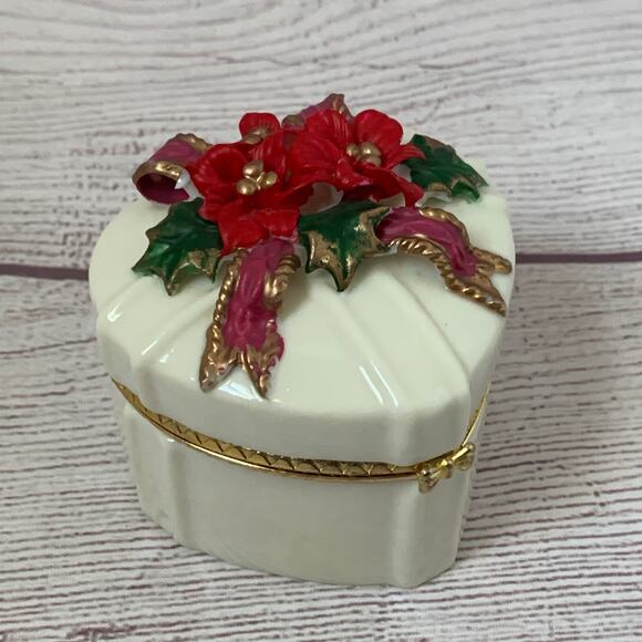 Heart Shaped Ceramic Christmas Holiday Trinket Box with Poinsettias and Bow 3"H - Picture 1 of 16